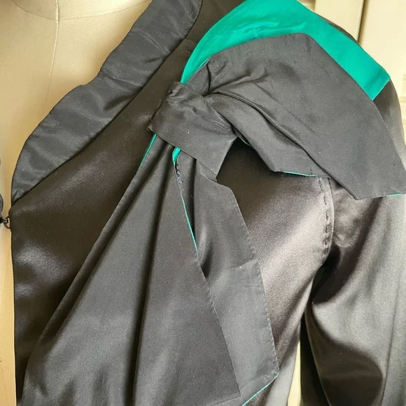 Maria Grazia Severti black taffeta shirt jacket with green accentbow